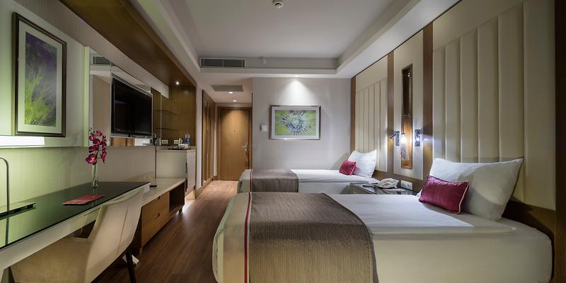 Aile Suite Deniz Manzaralı
